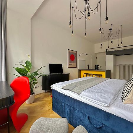 Botanique Rooms With Sauna By Homester Брно Екстер'єр фото